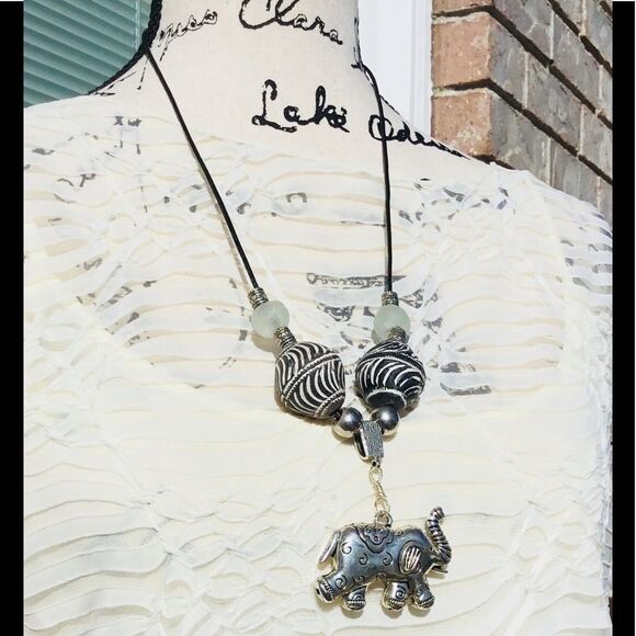 NEW Silver Elephant Tribal Handmade Textured Beads Necklace Jewelry - Picture 2 of 4